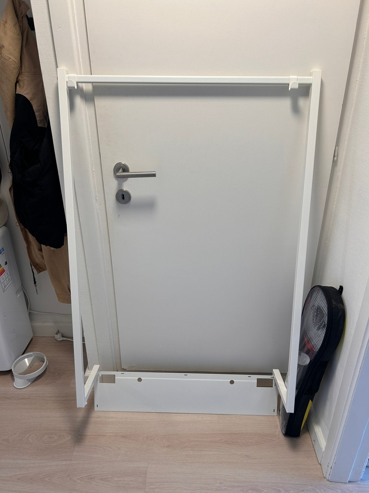 Kapstokkenhouder ikea, Ophalen, Zo goed als nieuw