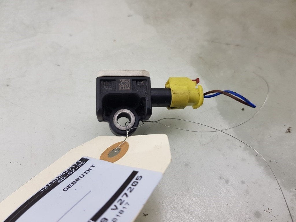 SENSOR DIVERSEN Porsche Taycan (Y1A) (|971907651|), Gebruikt, Porsche Deutschland GmbH, Porscheplatz 1
70435  Stuttgart, DE, Porsche