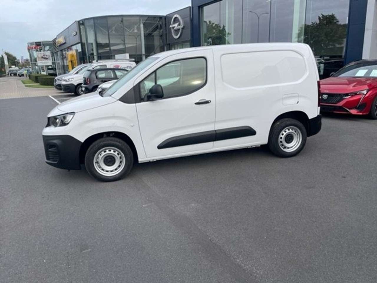 Peugeot Partner AIRCO| CARPLAY| 3ZIT | *0KM*, 0 kg, 1498 cc, Zwart, 0 kg