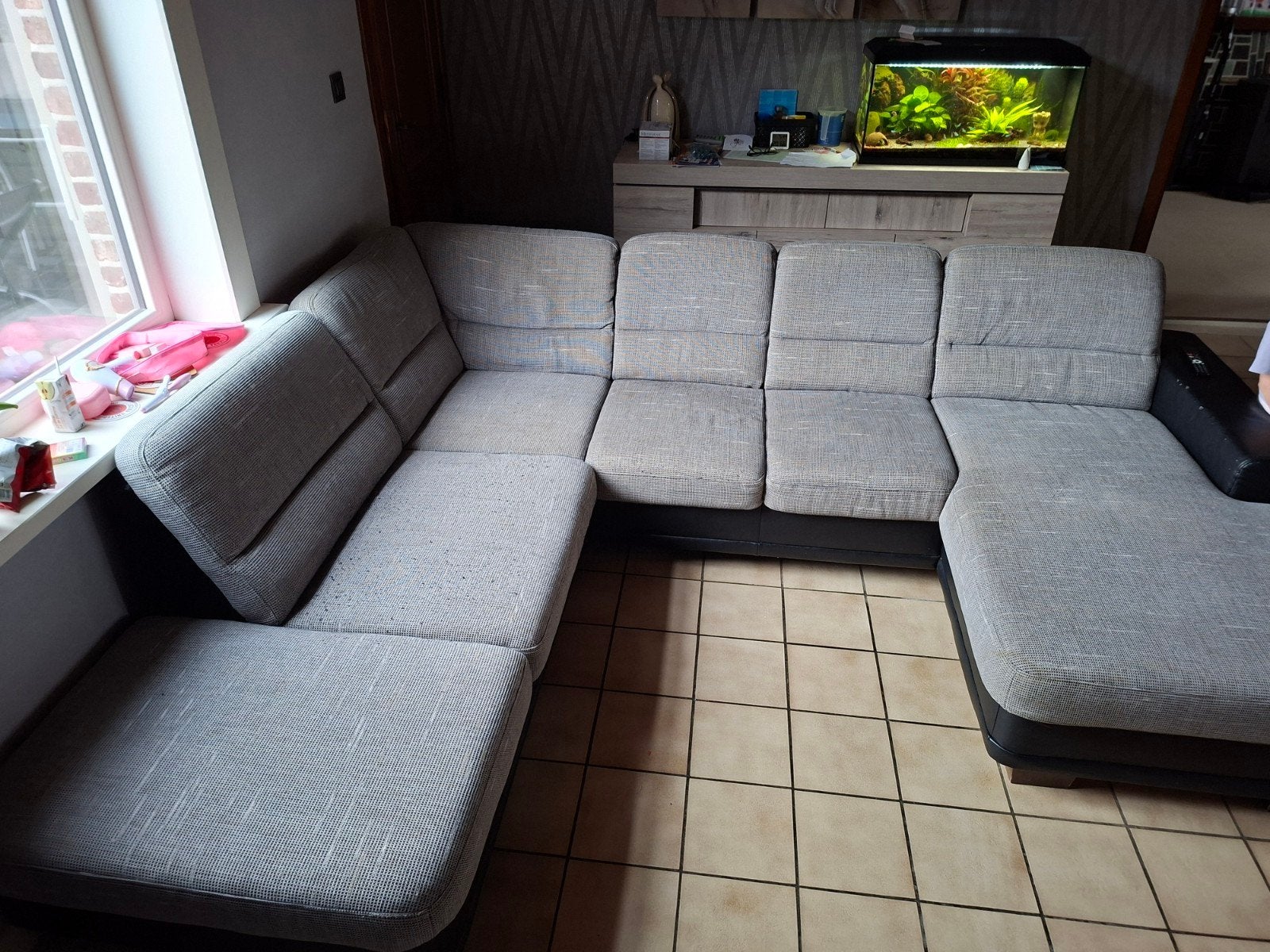 Chaise U noir/gris, Enlèvement