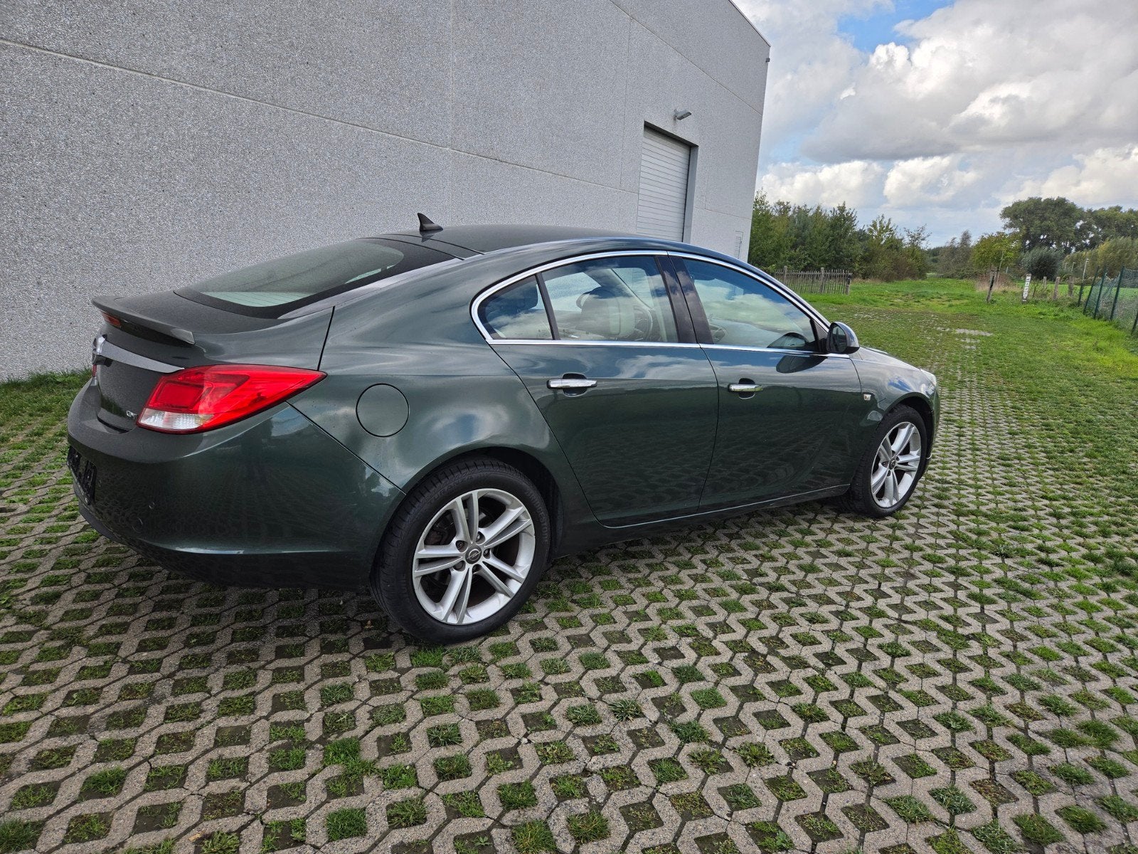 prachtige Opel Insignia 2.0cdti luxury blanco gekeurd leder, Beige, Beige, Leder, Bedrijf