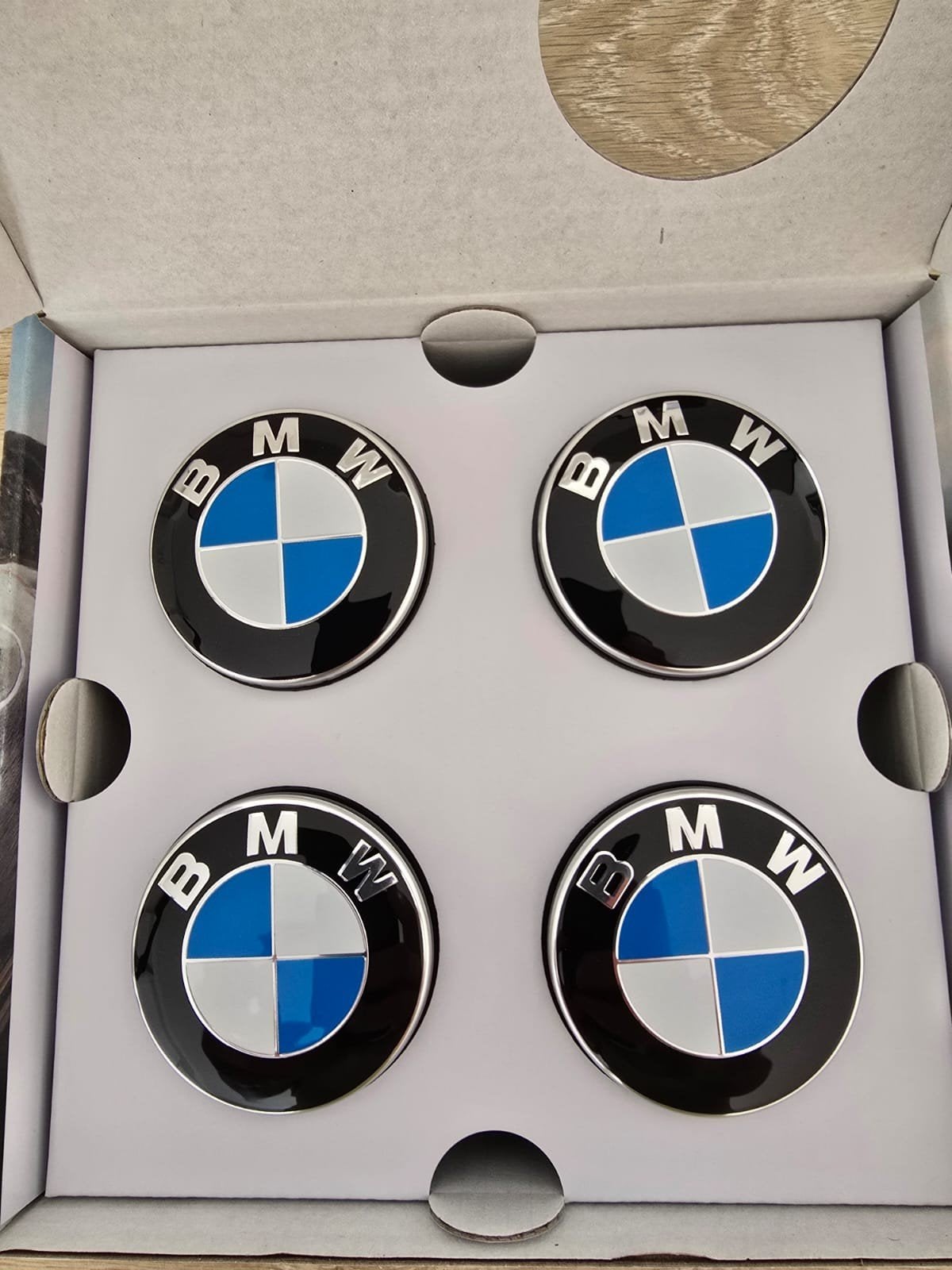 Capuchons centraux pour jantes flottantes fixes Bmw, Enlèvement