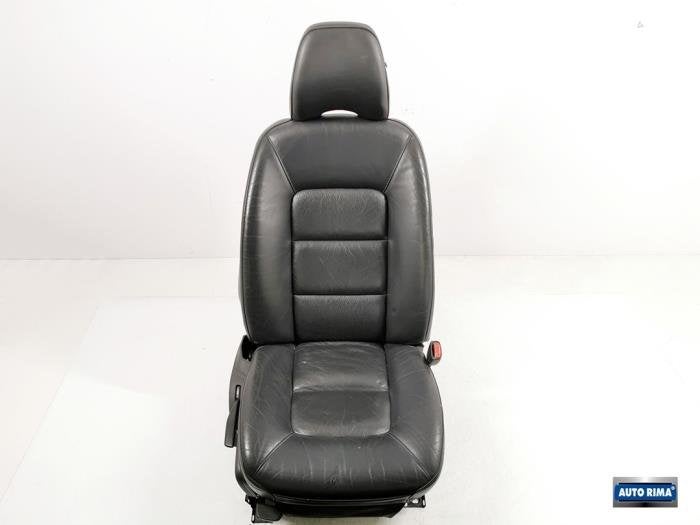 Siège droit d'un Volvo V70, -, 3 mois de garantie, -, -