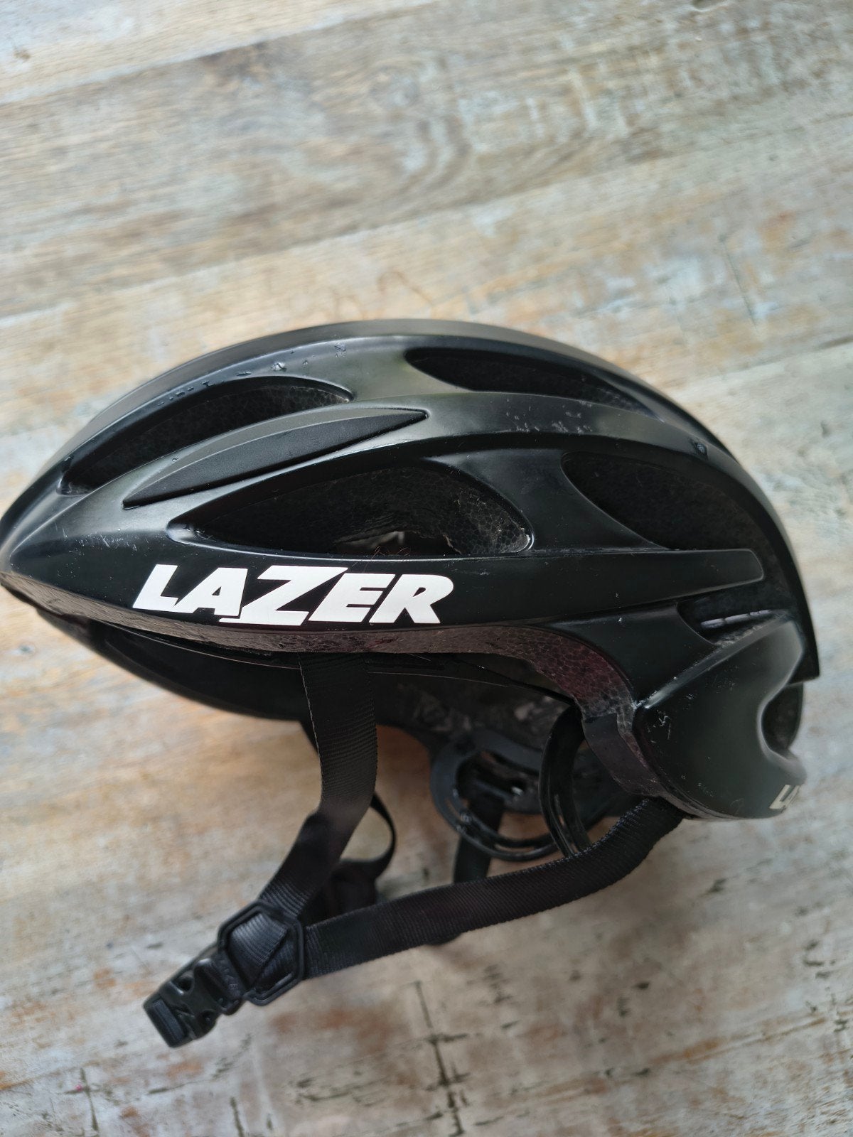 Zwarte fietshelm merk Lazer. Maat M (55-59 CM), Fietsen en Brommers, Ophalen of Verzenden, M