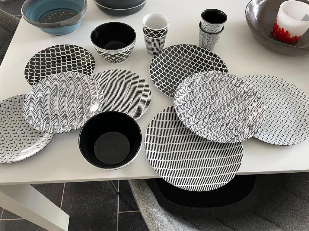 Mepal camping servies 16-delig – zeer goede staat, Caravans en Kamperen, Mobilhome-accessoires, Zo goed als nieuw, Ophalen