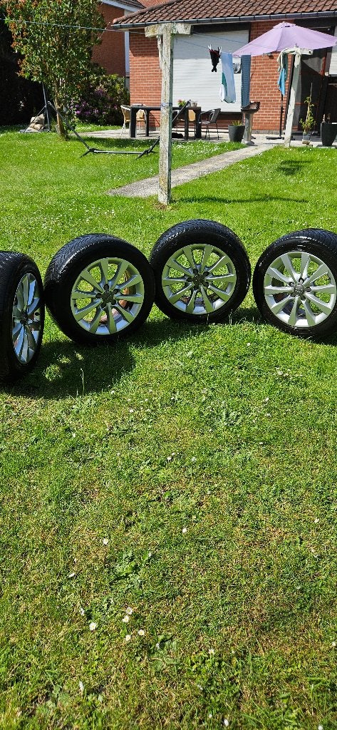 Jantes pour audi, Autos : Pièces & Accessoires, Pneus & Jantes, Pneus hiver, 16 pouces, 205 mm, Enlèvement