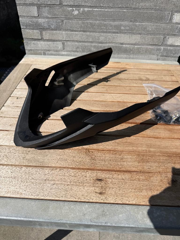 Nieuwe Triumph Street triple 765 motorspoiler / belly pan., Ophalen of Verzenden