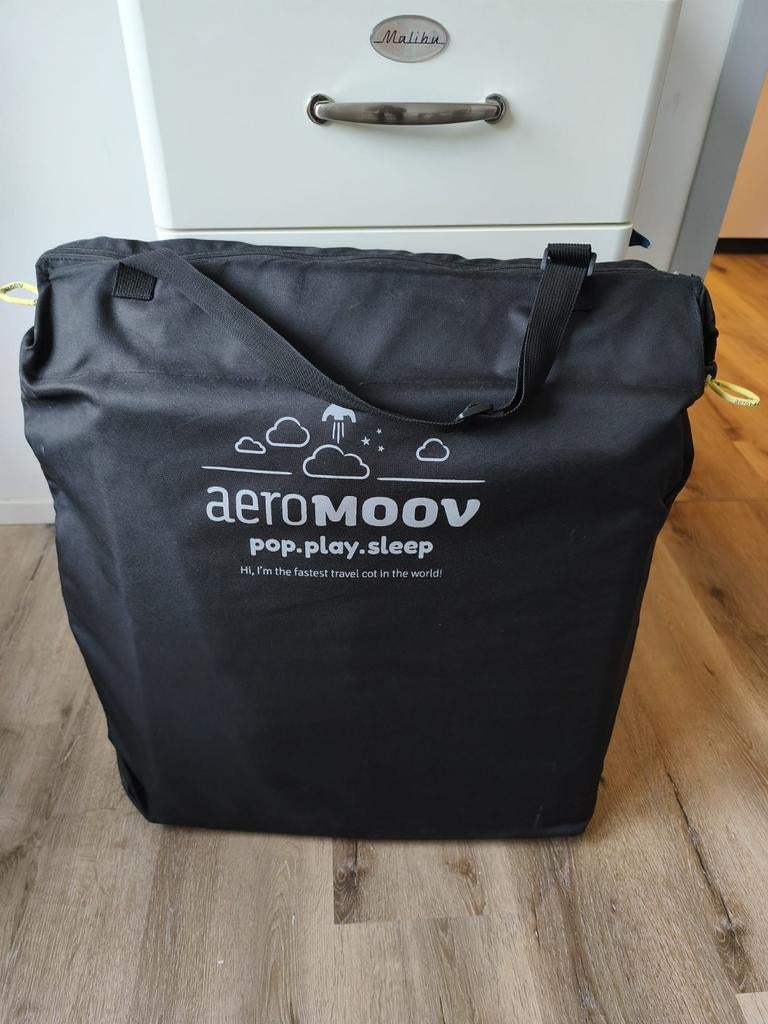 Aeromoov reisbedje, Caravans en Kamperen, Luchtbedden, Ophalen