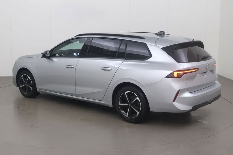 Opel Astra Sports Tourer 1.2 turbo edition 110, Auto's, 4 deurs, https://public.car-pass.be/vhr/a0300710-a7b3-4bb0-ae5a-c9029845d0a7