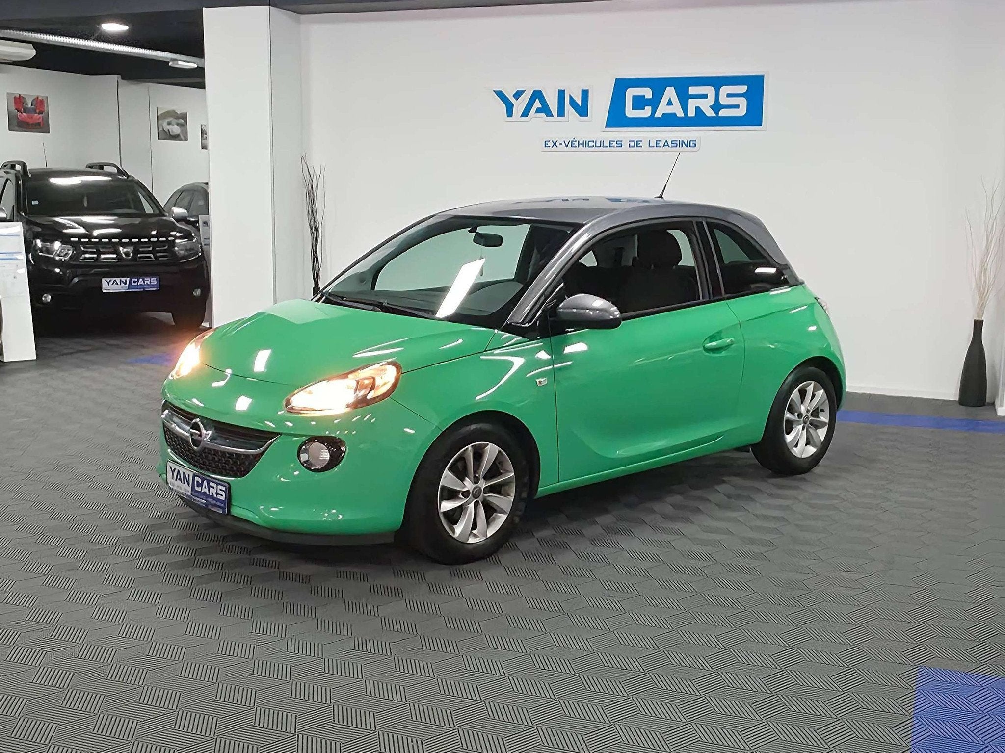 Opel ADAM | 1.2i 70ch. | Essence Euro 6b OK zones LEZ | Pret, Euro 6, Entreprise, Boîte manuelle, Electronic Stability Program (ESP)