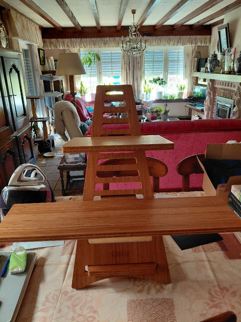 Maak van elke tafel of bureau een sta bureau, Werkplek, Ophalen, Gebruikt, Bureau