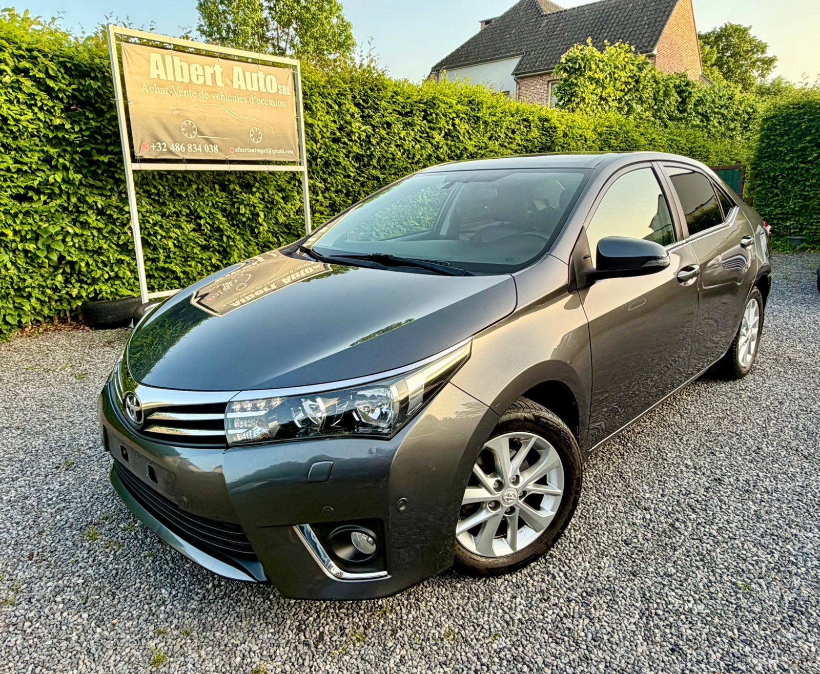 TOYOTA COROLLA 1.6 ESSENCE 97.KW. GPS. CAMÉRA., Autos, Achat, 139 g/km, Entreprise, Boîte manuelle