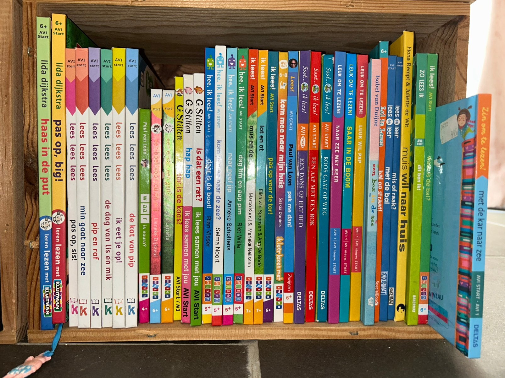 37 avi start boekjes, uit te kiezen aan 2,5 euro per stuk, Ophalen of Verzenden, Gelezen