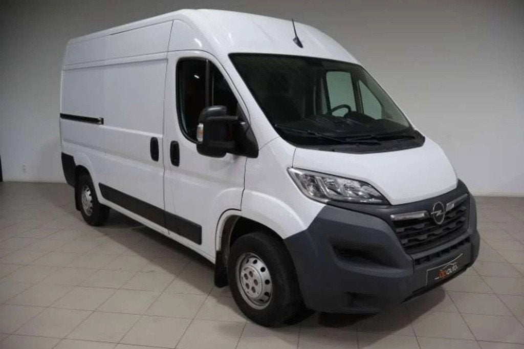 Opel Movano 2.2 Turbo D L2 (bj 2022), Auto's, Stof, Gebruikt, Zwart, Wit