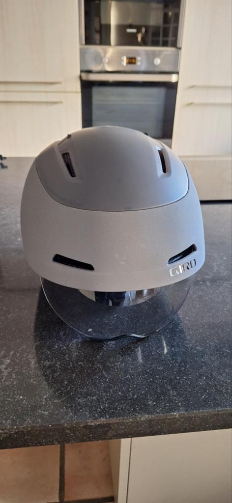 Speedpedelec helm giro bexley, Fietsen en Brommers, Ophalen