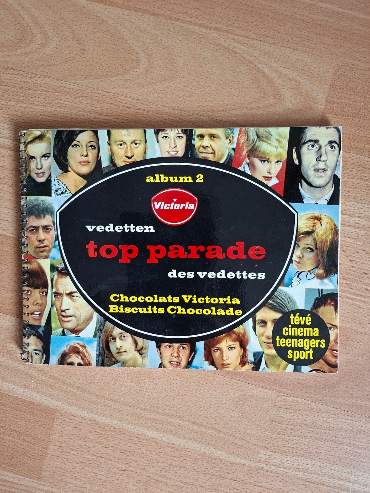 Vedetten  Top  Parade album 2  Victoria, Verzamelen, Ophalen of Verzenden