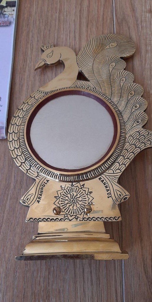 Traditionele Indiase spiegel Aranmula Kannadi - Kerala-26 cm, Ophalen of Verzenden, Rond, Minder dan 50 cm, Minder dan 100 cm
