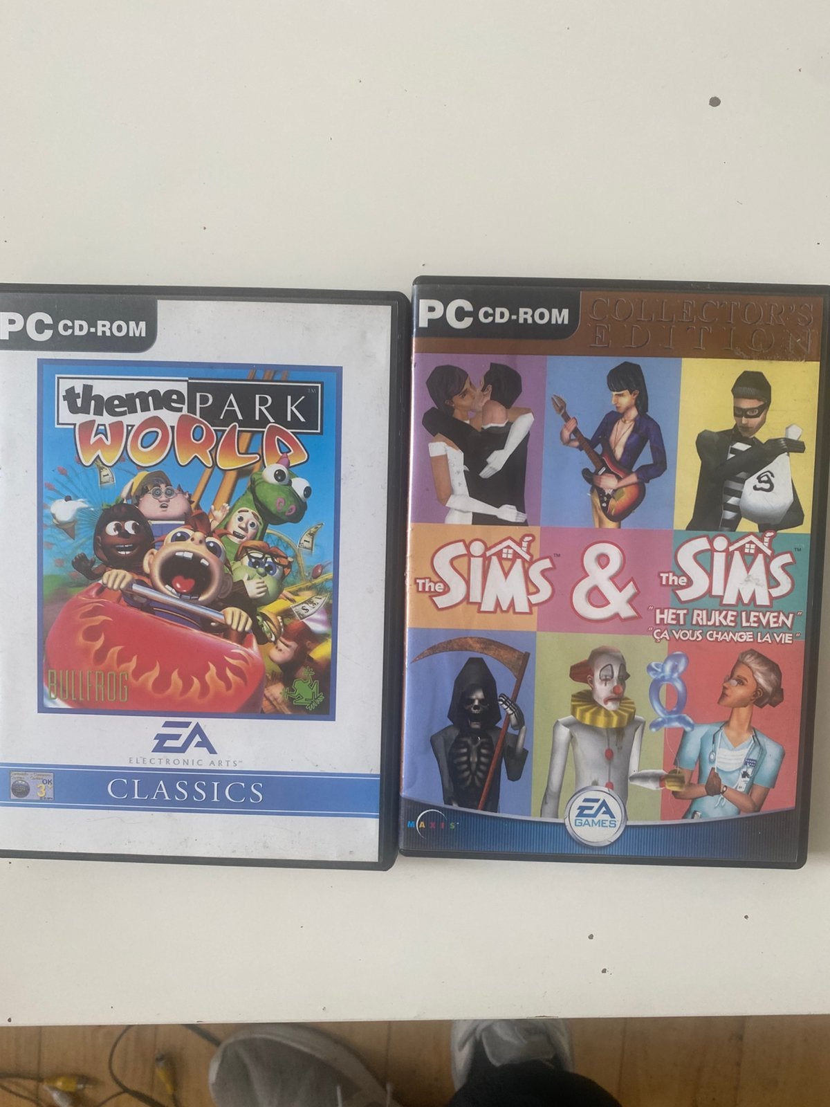 Pc games -Theme Park World, The Sims & The Sims rijke leven, Enlèvement ou Envoi, Comme neuf