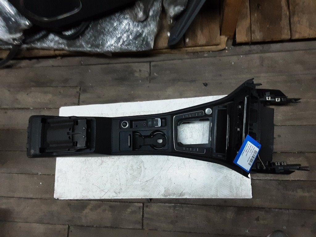 CONSOLE CENTRALE Volkswagen Golf VII (AUA) (5G0864221A), Autos : Pièces & Accessoires, Volkswagen, Mevr. I. Hauben, Utilisé, Rue de l'Espoir 34 34
4030  GRIVEGNÉE, BE