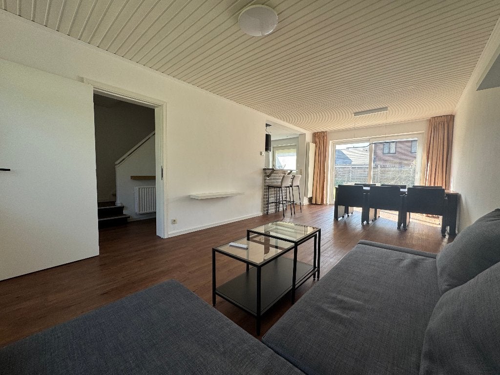 NAAST (SOIGNIES) – Superbe maison 3 chambres rénovée., Immo, Huizen te huur, Provincie Henegouwen, 110 m², Direct bij eigenaar