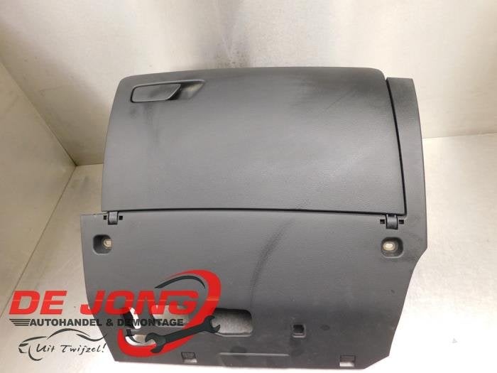 Boîte à gants d'un Audi A3, -, 3 mois de garantie, Audi, Utilisé
