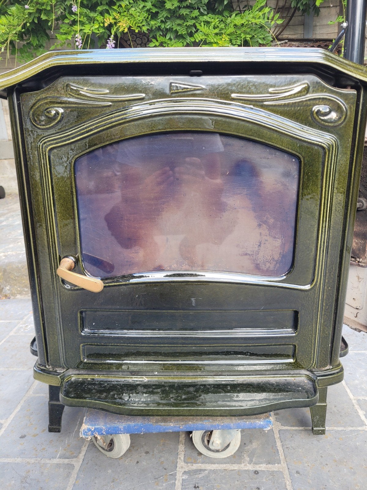 houtkachel Efel, Enlèvement, Poêle à bois