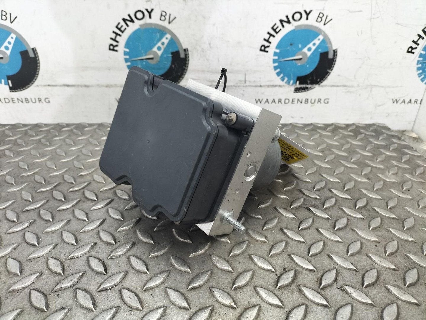 RENAULT CLIO MK5 B7 TECHNO ABS POMP  476608195R 2024, Autos : Pièces & Accessoires, Électronique & Câbles, Utilisé, ARN reconnu