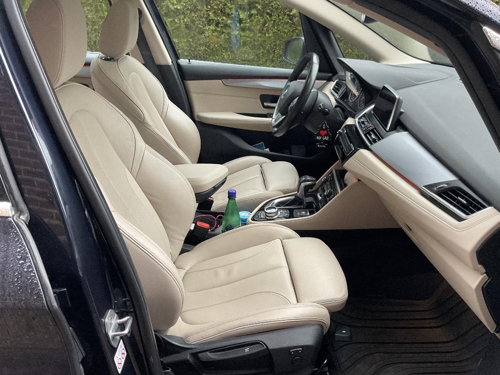 BMW 225i xdrive    B48.motor 2.0.benzine 300 pk automaat 8, Auto's, BMW, Automaat, Monovolume, Blauw, 5 zetels
