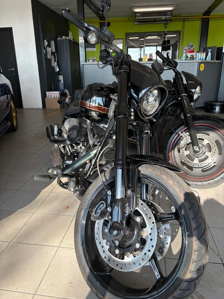 Breakout cvo prostreet, Éclairage LED, Chopper, 2 cylindres, Particulier