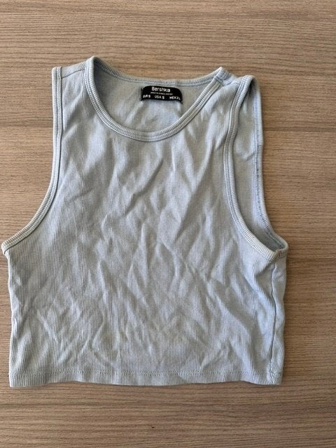 Crop top Bershka maat S (nr2443a), Blauw, Zo goed als nieuw, Bershka, Ophalen of Verzenden