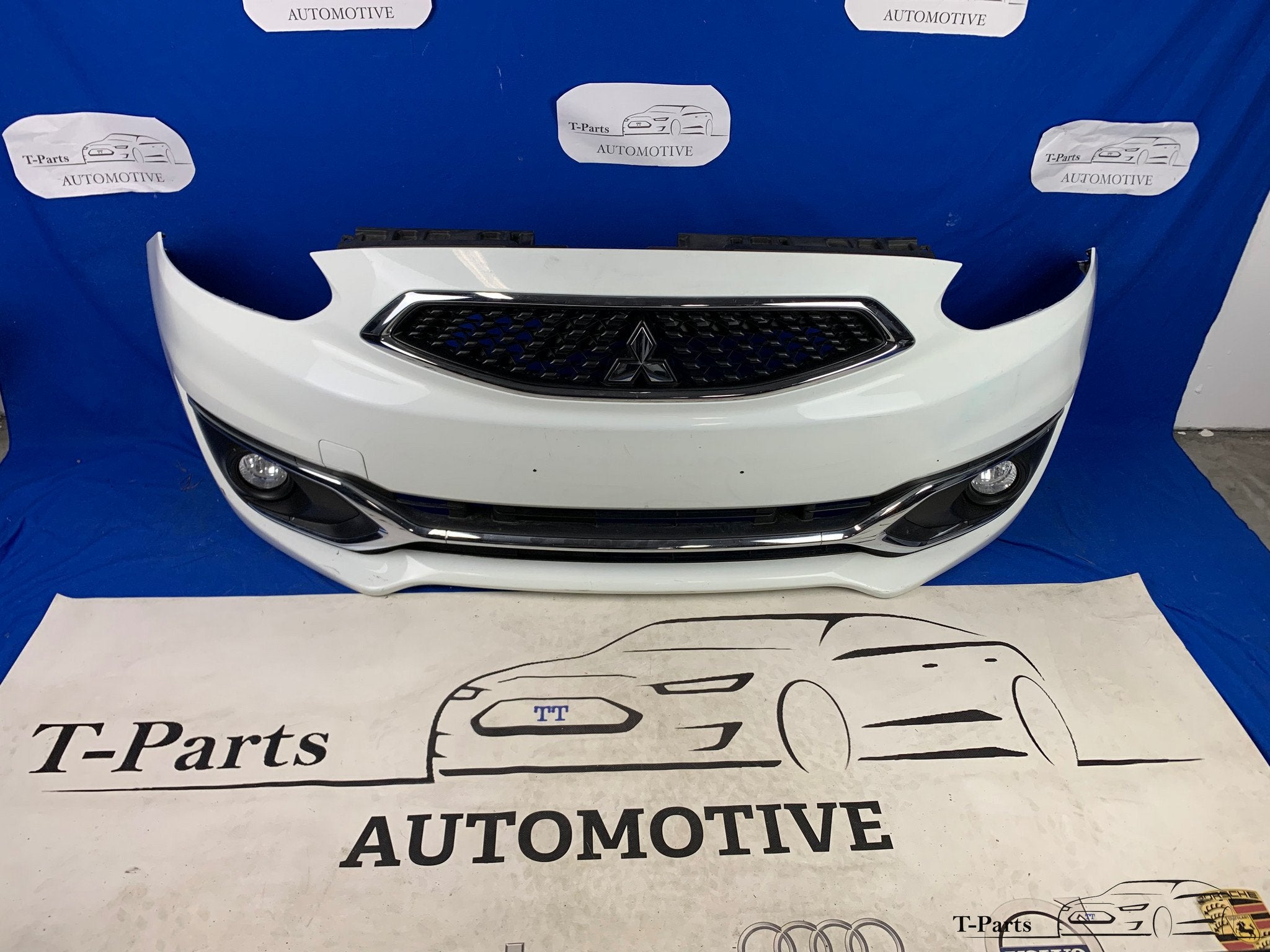 Mitsubishi Space Star voorbumper grille bumper 2016+ gril ro, Info@fabrikant.eu, Fabrikantstraat 1
1000 AA  Amsterdam, Fabrikant BV