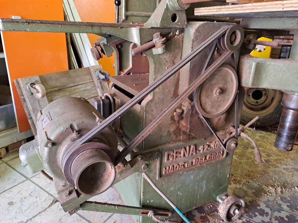 Houtcombiné, Ophalen