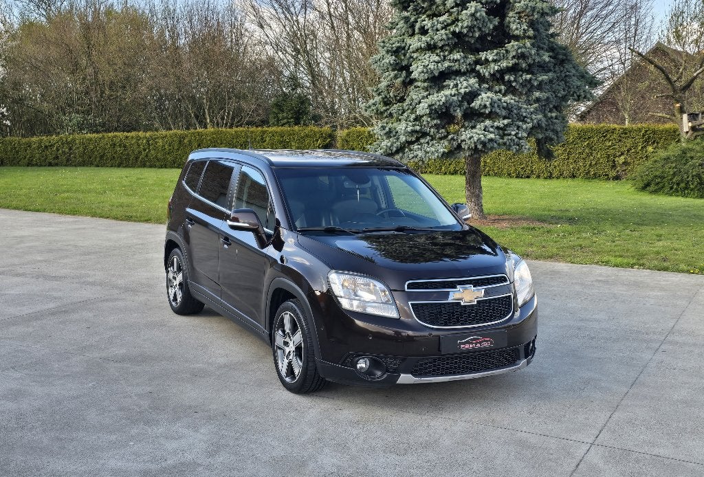 Chevrolet Orlando 1.4i Benz. ** 7 pl. - Camera ** GAR 12M, Auto's, Voorwielaandrijving, Euro 5, Monovolume, Zwart