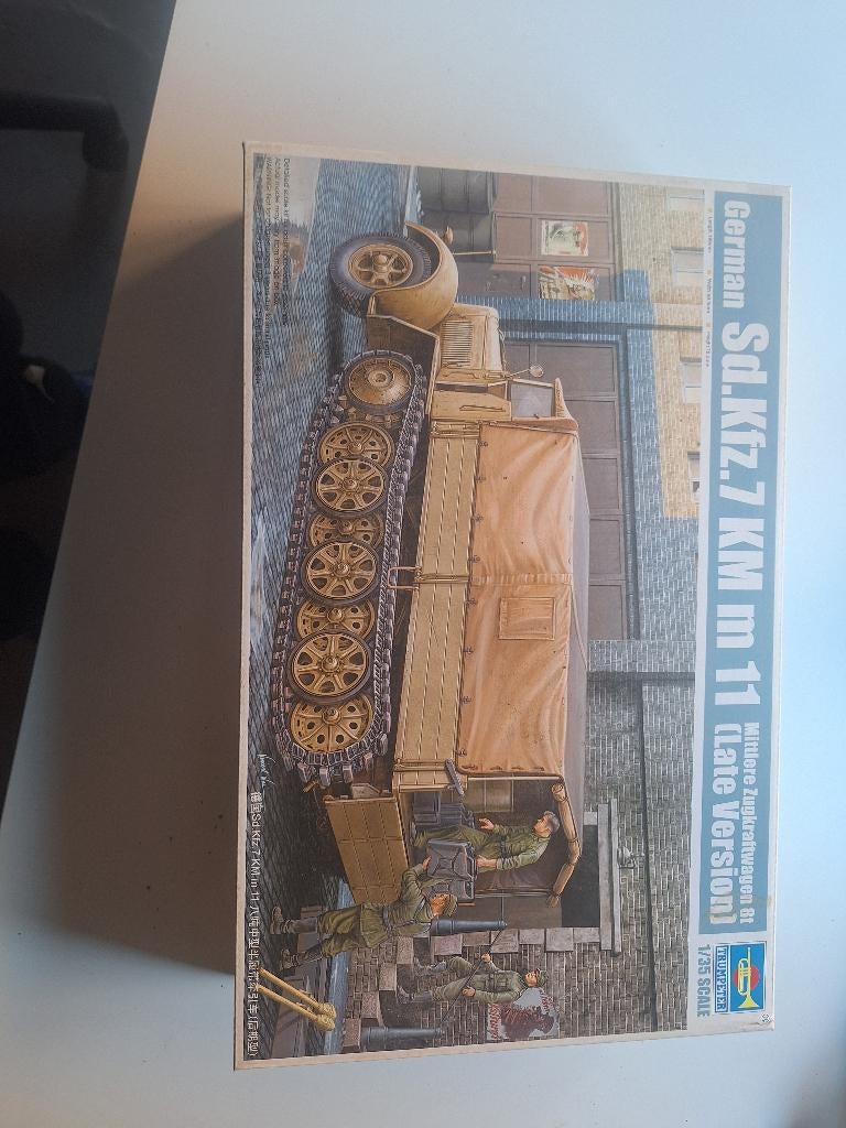 Trumpeter sdkfz 7 KM m 11 late version 1/35, Enlèvement, Neuf