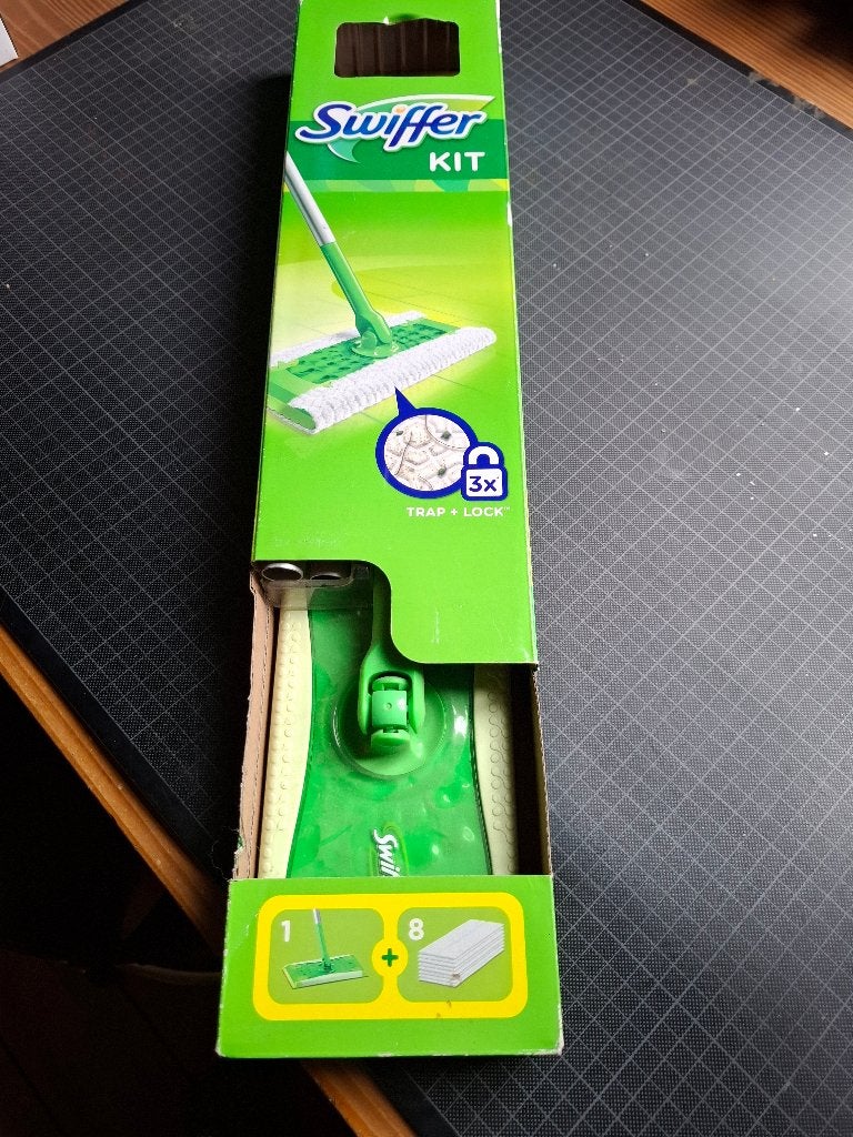 SWIFFER KIT DANS L'EMBALLAGE, Enlèvement, Brosse ou Balai