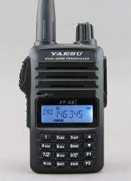 yaesu ft 4 x, Telecommunicatie, Zenders en Ontvangers, Ophalen, Zo goed als nieuw, Zender en Ontvanger