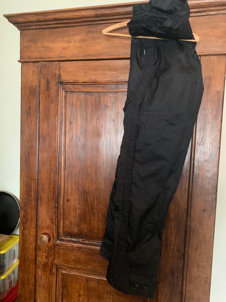 Pantalon de pluie moto, Motos, Enlèvement