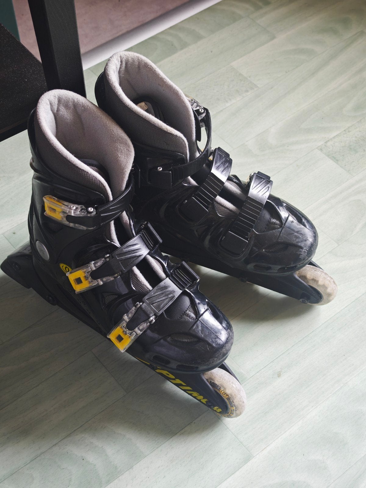 Rollers en ligne Optimum - Pointure 35-Avec boîte d'origine, Sport en Fitness, Skeelers, Ophalen