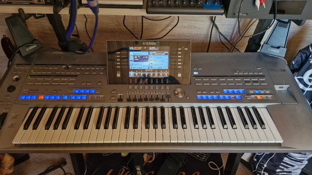 Tyros 5, Muziek en Instrumenten, Ophalen, Gebruikt, 61 toetsen, Yamaha