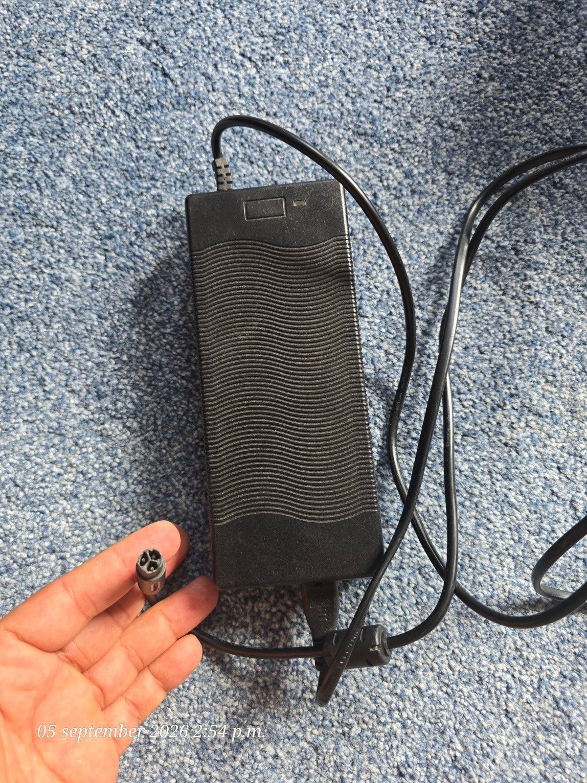 inmotion S1 oplader, TV, Hi-fi & Vidéo, Chargeurs, Enlèvement ou Envoi, Comme neuf