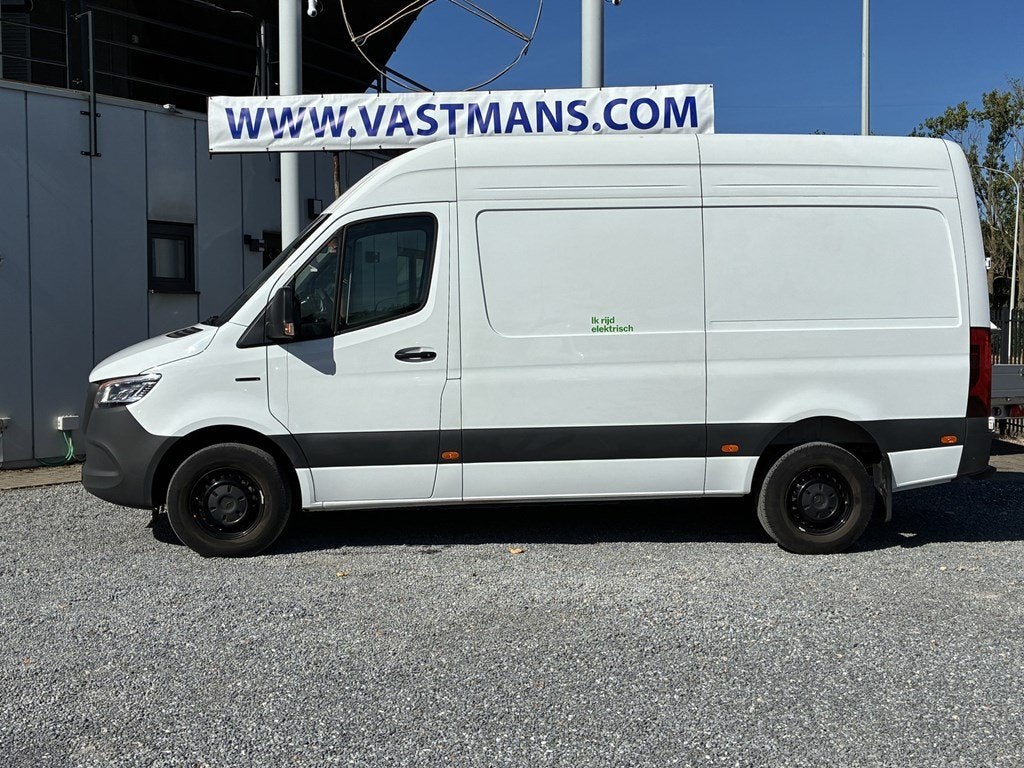 Mercedes-Benz Sprinter 38000€+BTW / LED / Leder / * 81 kWh, Auto's, Mercedes-Benz, Automaat, Monovolume, Zwart, 5 deurs