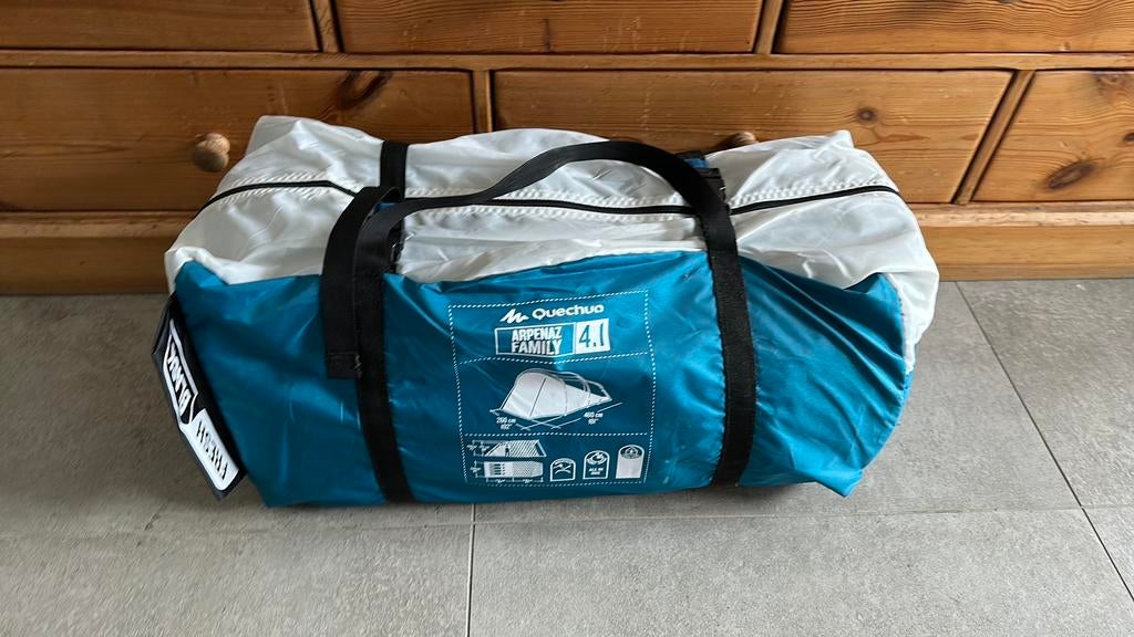 Tent Guechua 4p, Nieuw nooit gebruikt!, Caravans en Kamperen, Tenten, Ophalen, Nieuw, Tot en met 4