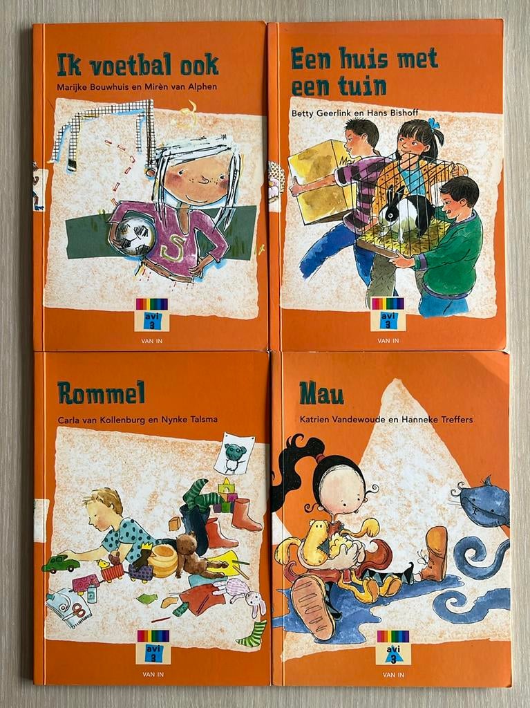 4 AVI 3 boekjes, Ophalen of Verzenden, Zo goed als nieuw