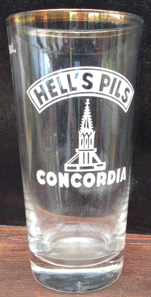 Bier Hell's pils concordia Geeraardsbergen witte tekst, Ophalen of Verzenden