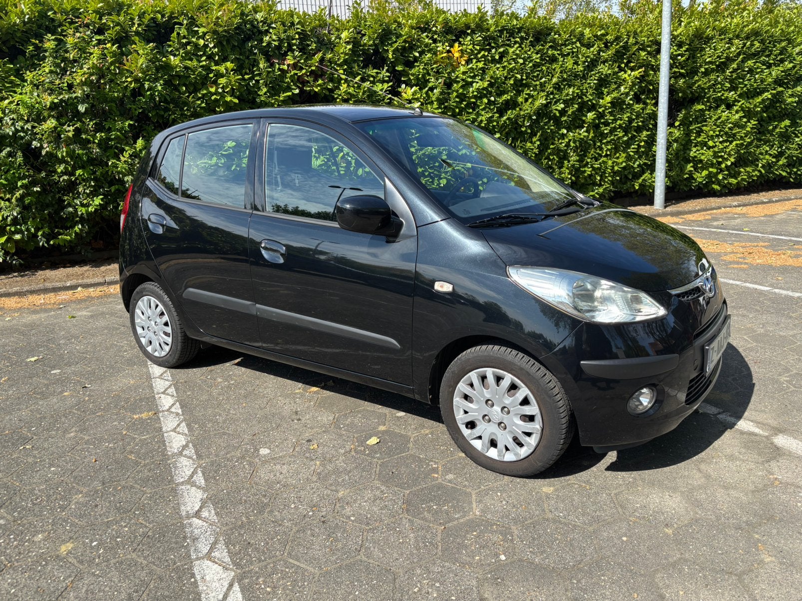 Propere Hyundai I10 benzine met keuring en garantie., Auto's, Stof, https://public.car-pass.be/vhr/d12bc8a7-c8e5-486b-a78a-35a89e9eee48