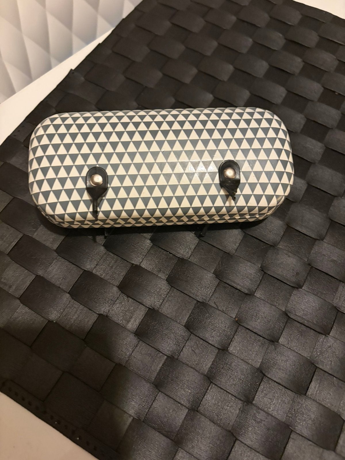 Etui de lunette, Enlèvement ou Envoi, Comme neuf