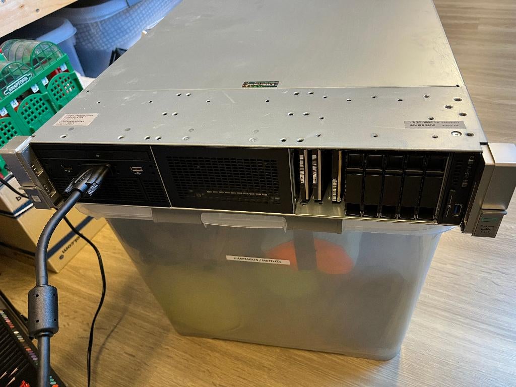 HPE ProLiant DL380 Gen9 Server | Xeon | 64GB RAM | 2U Rack, 64 GB, Reconditionné, Geen, Composants échangeables à chaud