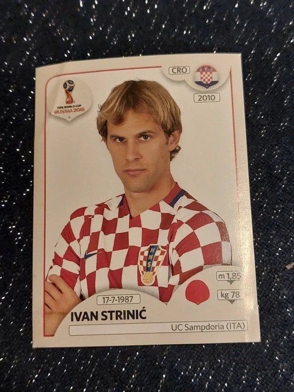 Panini / Sticker / Ivan Strinic / Kroatië / WK 2018, Verzamelen, Ophalen of Verzenden, Nieuw, Poster, Plaatje of Sticker
