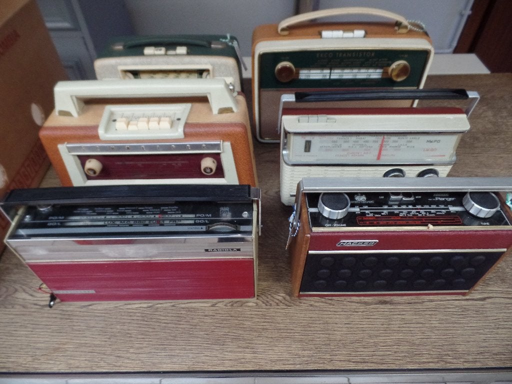 CESSATION DE COLLECTION RADIO VINTAGE ( cause d age ), Antiek en Kunst, Ophalen