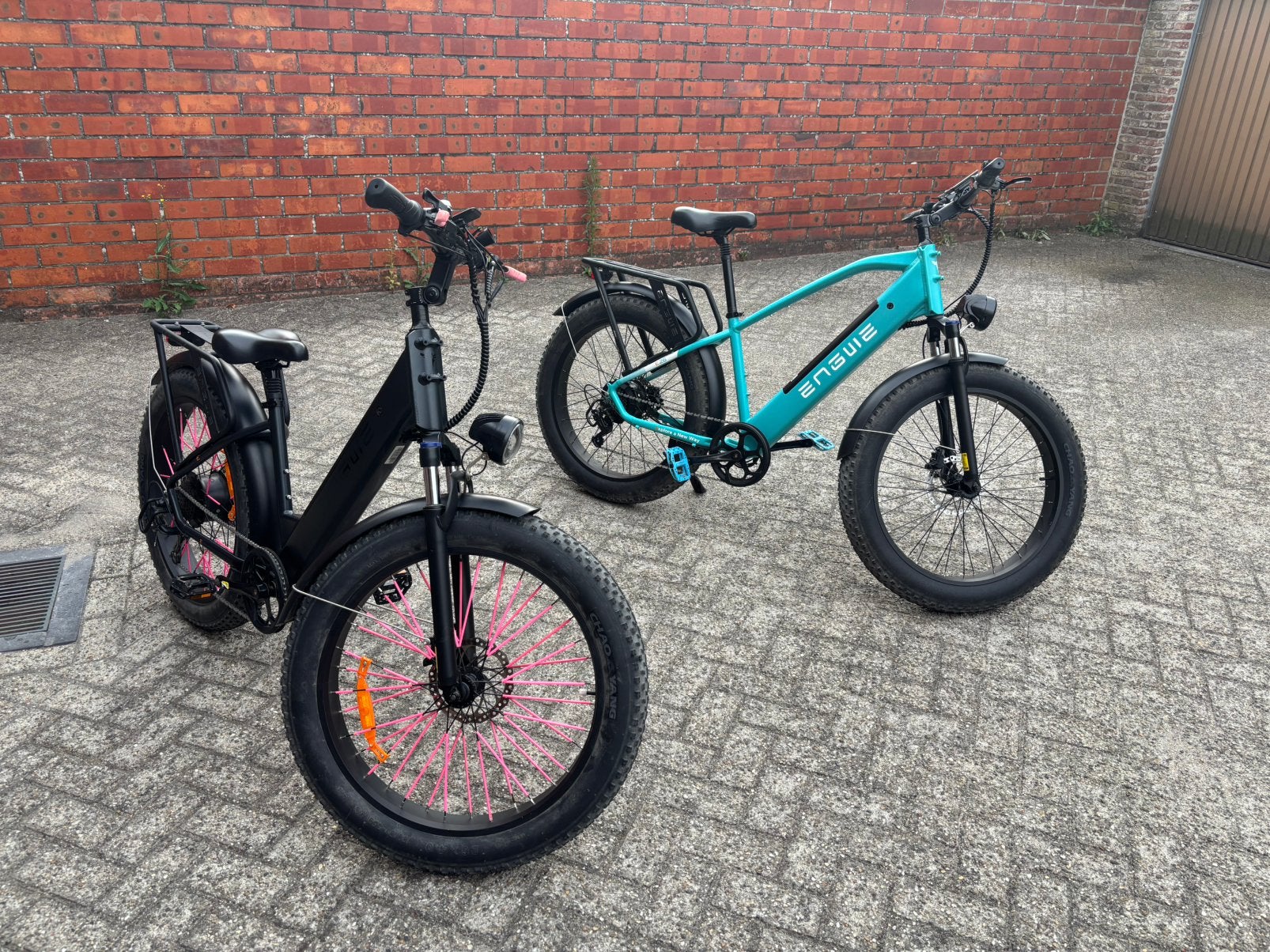 2x Engwe e26 te koop, Fietsen en Brommers, Fietsen | Heren | Herenfietsen, Ophalen, Zo goed als nieuw, Schijfrem, Versnellingen